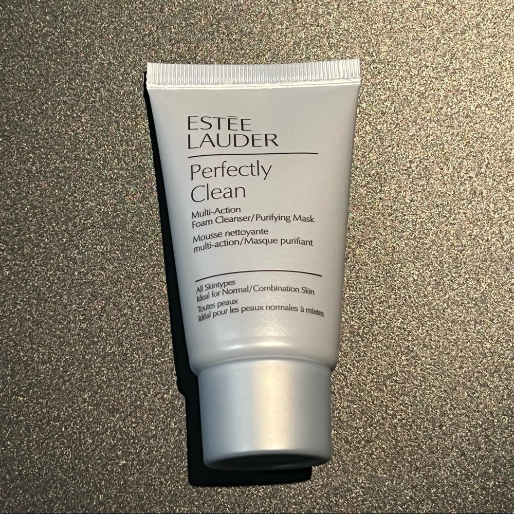💕Free Gift With Purchase - Estée Lauder Perfectly Clean Cleanser